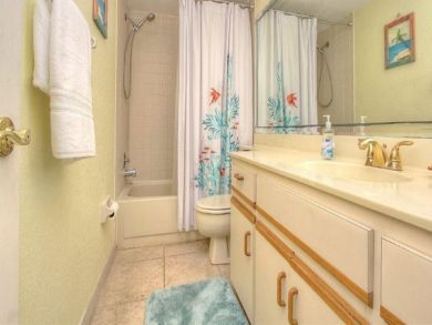 Luxury Three Bedroom on Beach and Ful Gulf Views
